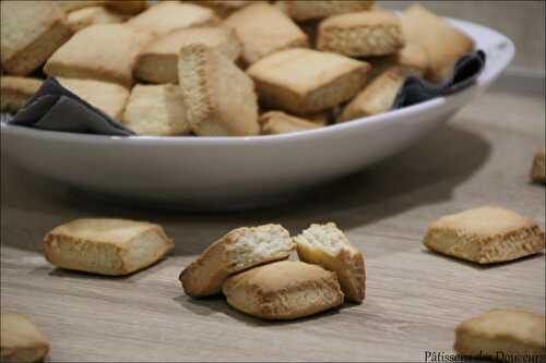 Des Canistrelli au Vin blanc Corse