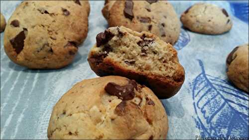 Des Cookies aux pépites de chocolat noir et de chocolat blanc