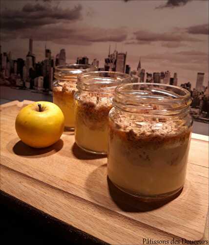 Des Crèmes Fermières aux Pommes avec un Crumble