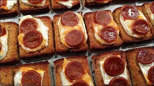 Des Toasts de Pain d'épice, Chorizo et Chèvre