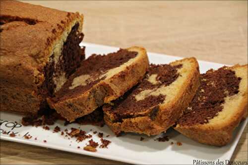 Un Cake marbré Chocolat-Vanille - Pâtissons des Douceurs