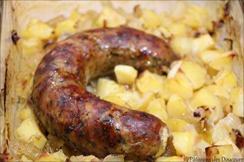 Une Saucisse de Volaille, Pommes de terre et Oignons