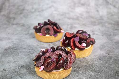 La tarte aux cerises noires