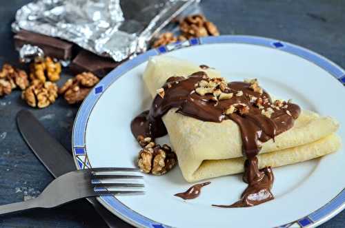 Gundel palacsinta - Crêpes hongroises aux noix et sauce chocolat