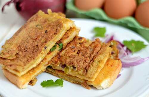 Bread omelette - Sandwich à l'omelette inversé - street food comme à Delhi