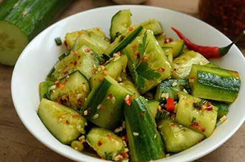 Liángbàn huángguā - Salade de concombre chinoise à l'ail et au piment