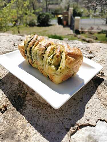 Babka au pesto (ce n'est pas un régal, c'est pire… C'est une tuerie!)