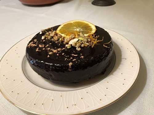 Gâteau à l’orange et nappage miroir au chocolat