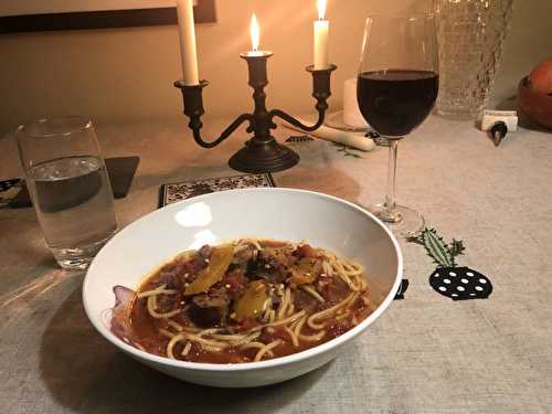 Spaghettoni aux saucisses de canard  à l’estragon