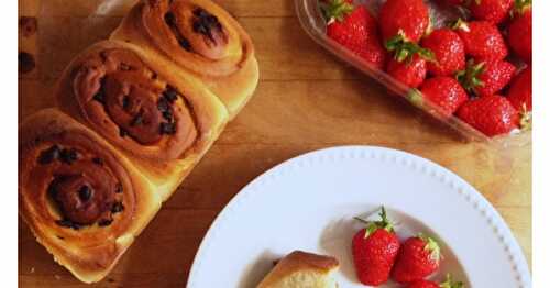 Chinois brioché à la crème pâtissière et pépites de chocolat