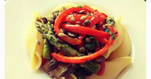 Conchiglie aux asperges et poivrons rouges 