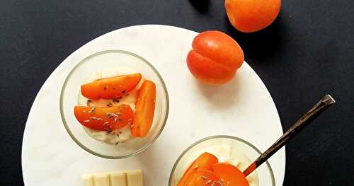 Verrines crousti-fondantes au chocolat blanc, huile d'olive et abricots 