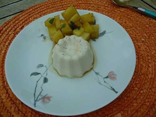 BLANC MANGER A LA VANILLE ET ANANAS POELE