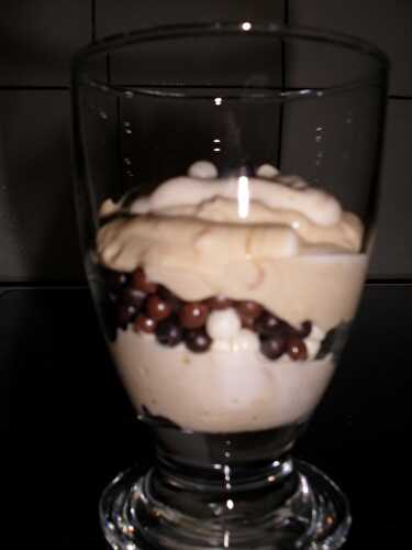 COUPE DE FROMAGE FRAIS A LA PATE DE SPECULOOS