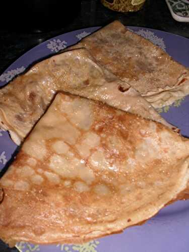 CREPE A LA FARINE DE CHATAIGNE ET AU CHOCOLAT