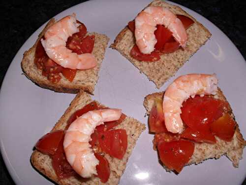 CROSTINI TOMATE - CREVETTE