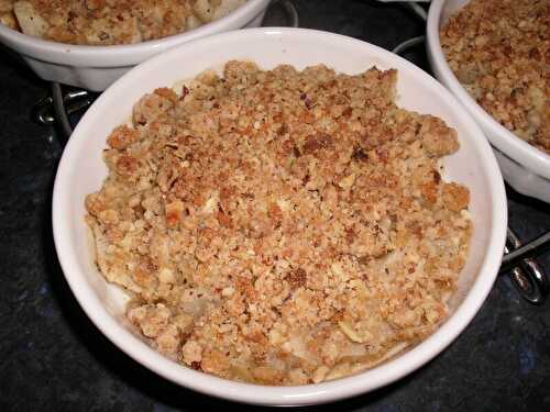 CRUMBLE POIRES ET PAIN D EPICE