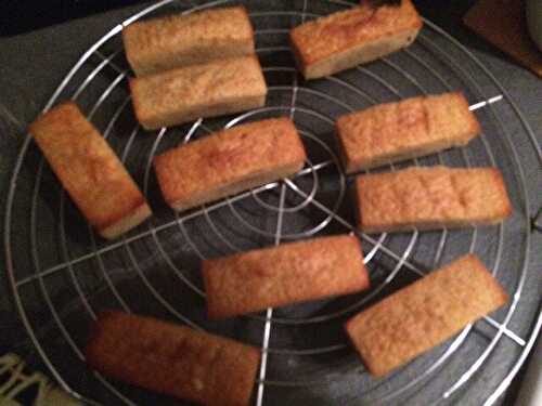 FINANCIERS A LA FLEUR DE SEL