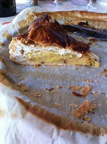 GALETTE DES ROIS FRANGIPANE ET PRALINE