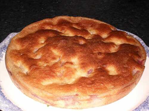 GATEAU FONDANT AUX FRUITS ROUGES