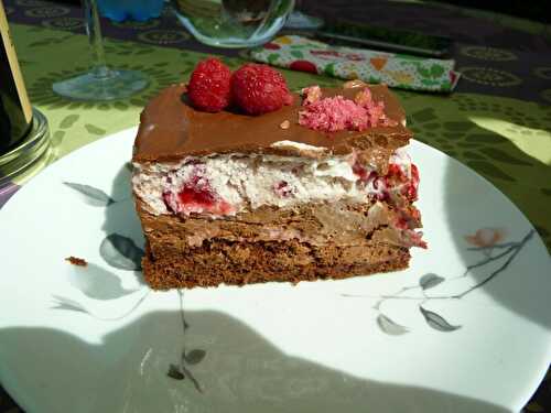 GATEAU MOUSSE CHOCOLAT FRAMBOISE