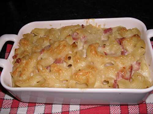 GRATIN DE PATES AU BACON