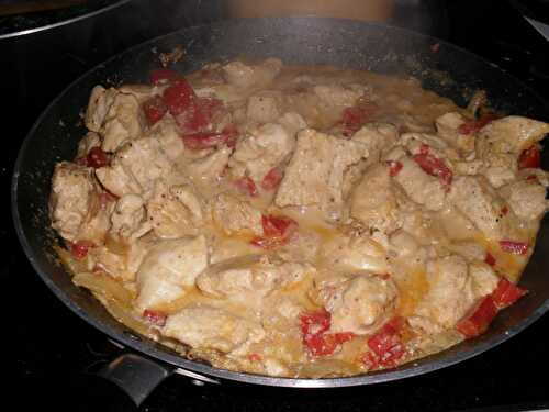 MIJOTE DE POULET AU CURRY ET PUREE D'AIL