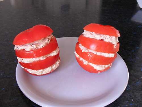 MILLEFEUILLE DE TOMATE A LA CREME DE THON