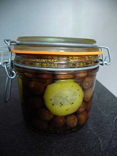 OLIVES AU THYM ET CITRON