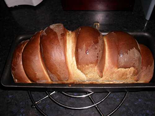 PAIN BRIOCHE