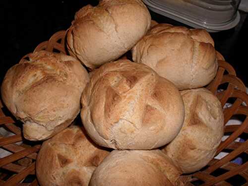 PETITS PAINS BLANCS AUX CEREALES