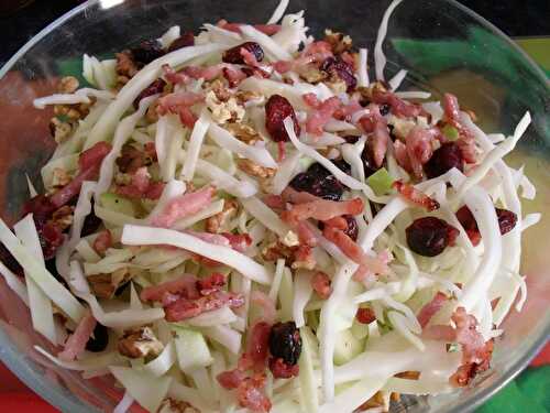 SALADE CHOU BLANC A LA CANADIENNE