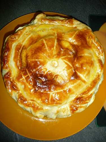 SAUMON EN CROUTE AUX CHAMPIGNONS