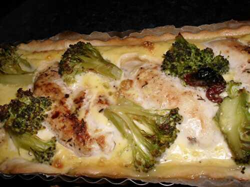 TARTE AIGUILLETTES DE POULET ET BROCOLI