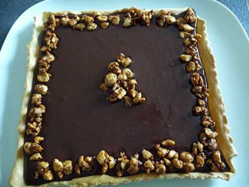 TARTE AU CHOCOLAT - FEVE TONKA ET NOISETTES CARAMELISEES