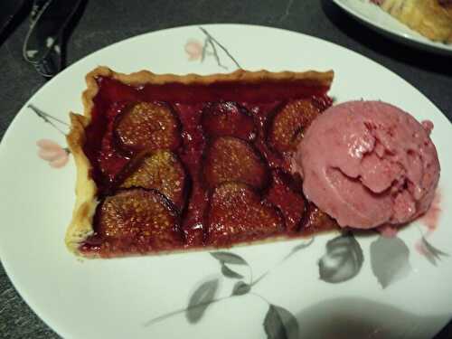 TARTE AUX FIGUES ET A LA FRAMBOISE