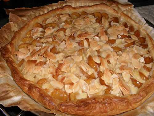 TARTE AUX MIRABELLES ET CROUSTILLANT D AMANDES