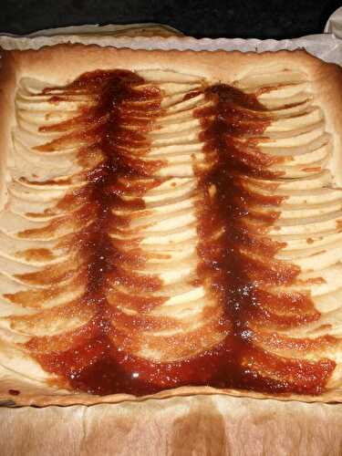 TARTE AUX POMMES ET CARAMEL DE POMME