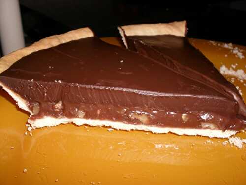 TARTE CHOCOLAT- CAFE-CARAMEL AUX NOIX