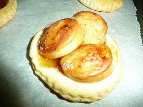 TARTE FINE AU BOUDIN BLANC ET CHUTNEY DE MANGUE