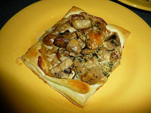 TARTE FINE AUX CEPES ET NOIX