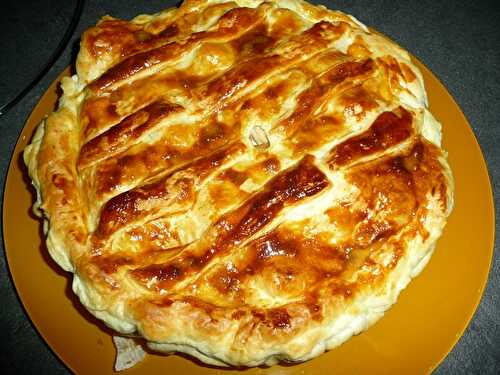 TOURTE FEUILLETEE DINDE CHAMPIGNONS ET FOIE GRAS