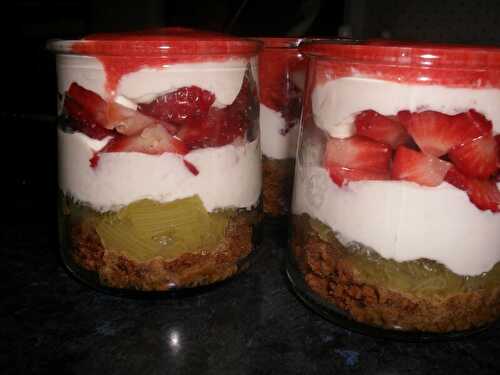 VERRINE CHEESECAKE AUX FRAISES