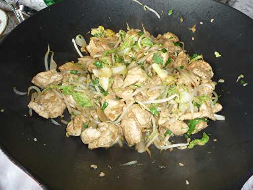 WOK DE POULET AUX 5 EPICES