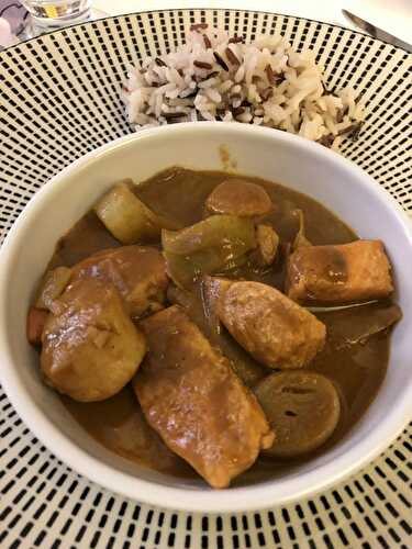 CASSOLETTE DE SAUMON ET ST JACQUES A LA BISQUE DE HOMARD