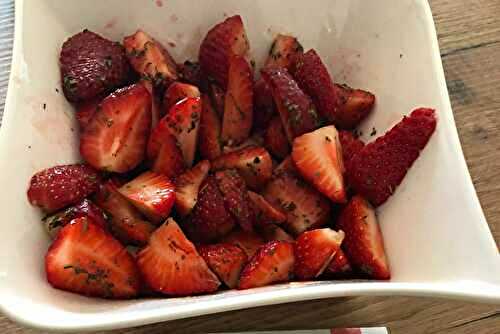 SALADE DE FRAISES AU GINGEMBRE