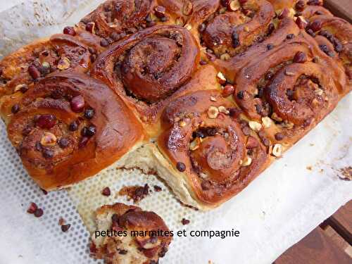 Brioche roulée à la cannelle-noisettes-et chocolat