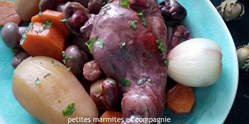 Lapin sauce au vin rouge et noisettes