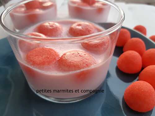 Panna cotta roses… aux fraises Tagada