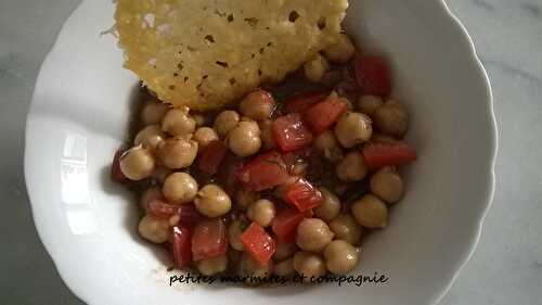 Salade de pois chiches et tomate